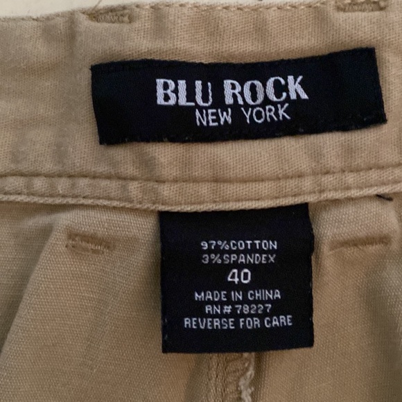 Blu Rock shorts for men in size 40” in tan color - Picture 3 of 4
